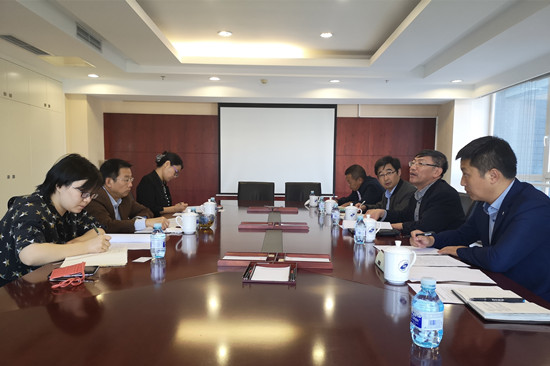 史校长会见部委领导照片_副本.jpg